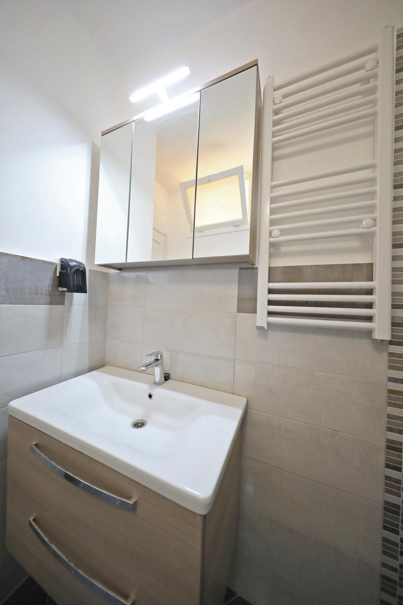 Lägenhet Apartman Ski